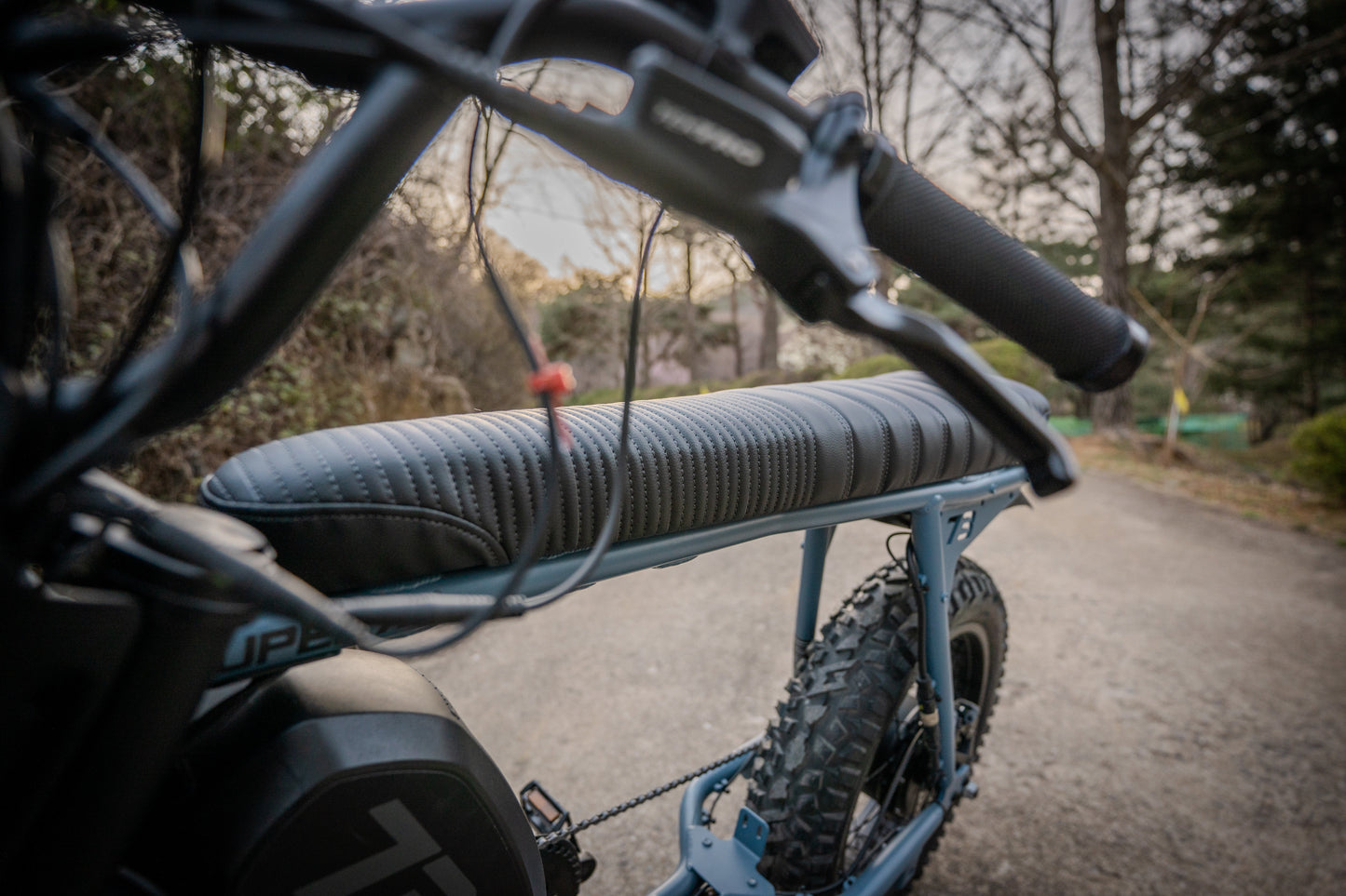 Black Caterpillar SUPER73 Adventure Series seat