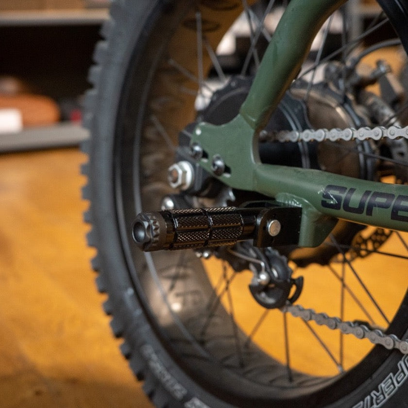 Folding Foot-pegs for Super 73