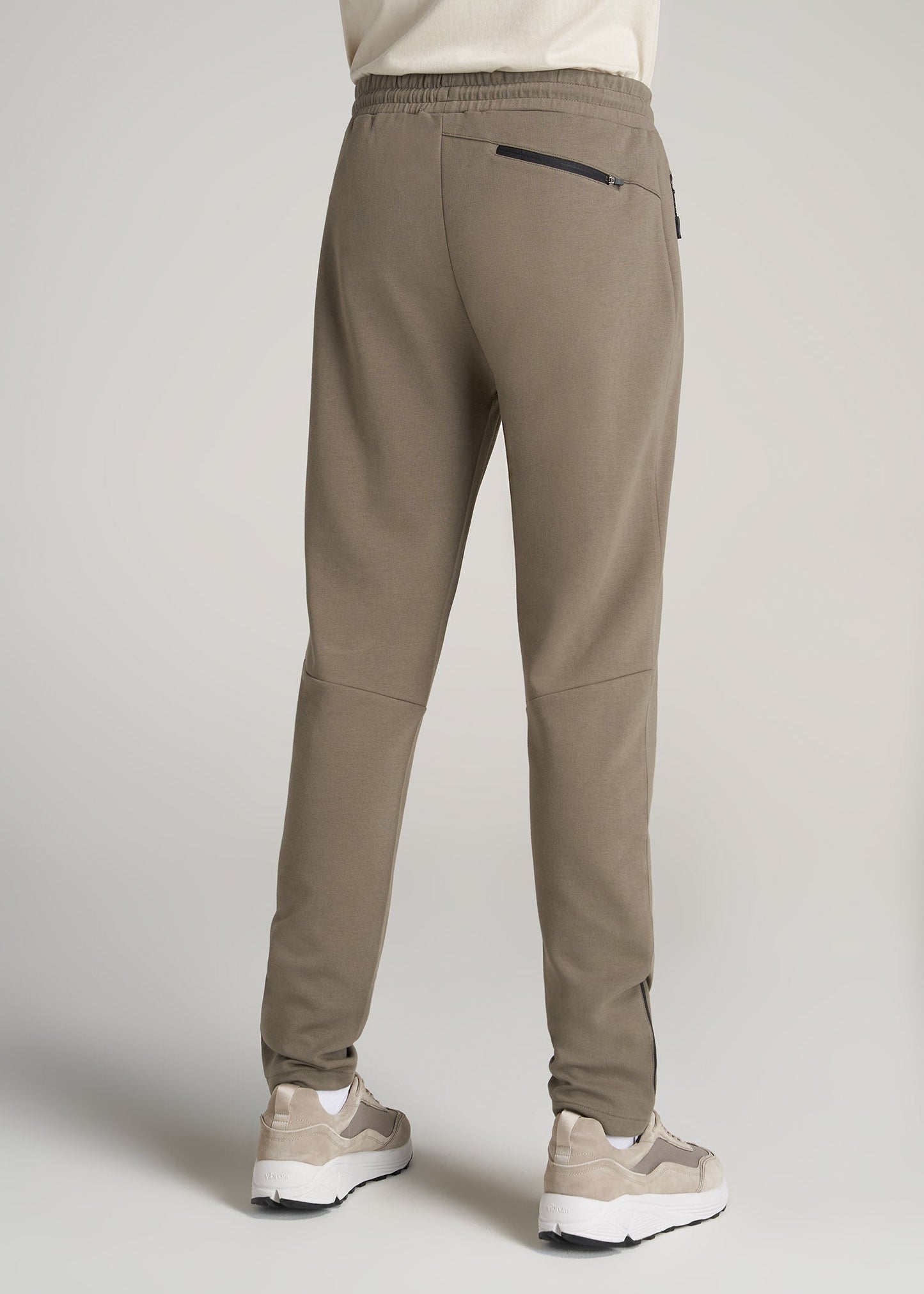 Tall Men's Tech-Knit Zip Joggers in Deep Taupe