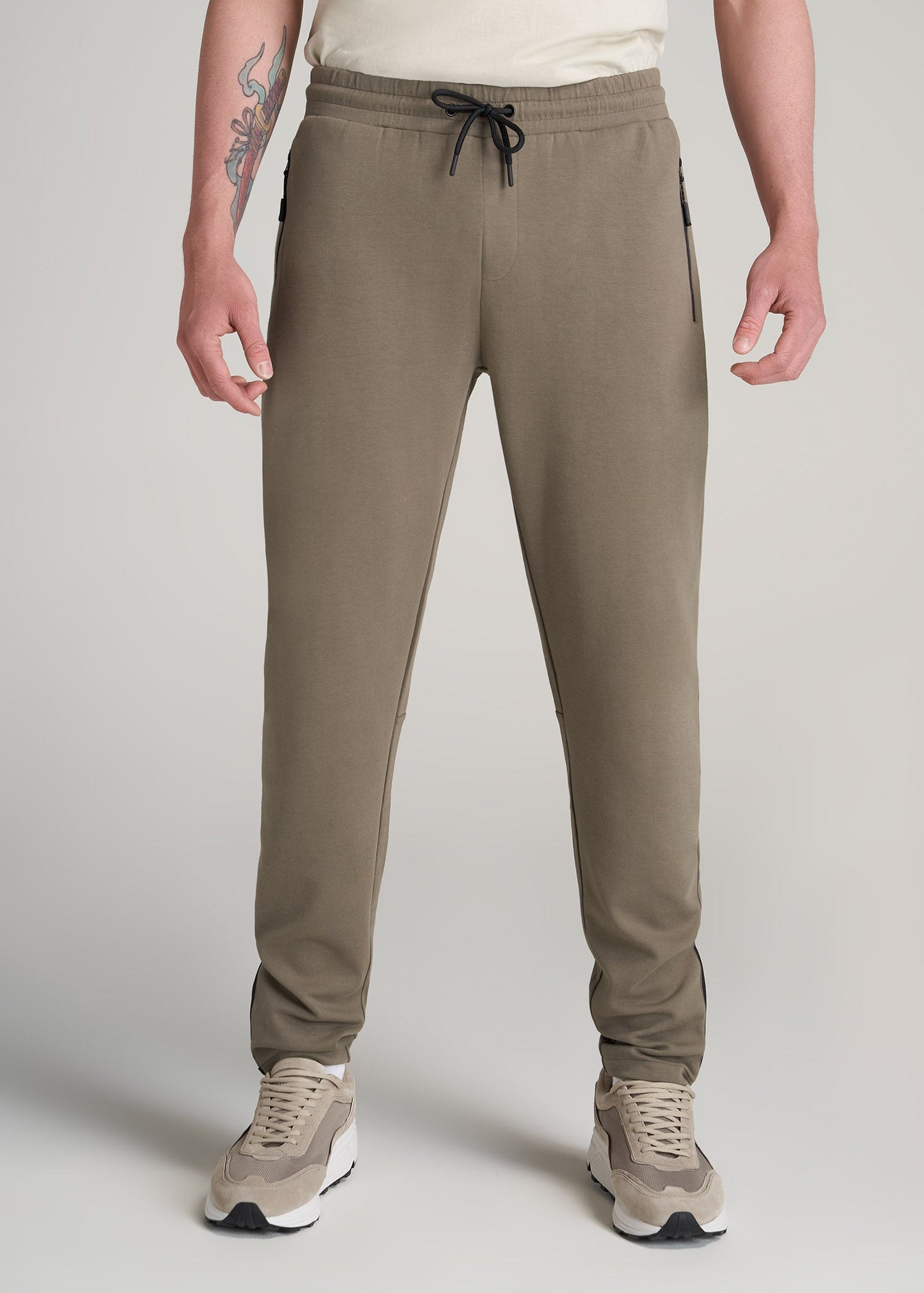 Tall Men's Tech-Knit Zip Joggers in Deep Taupe